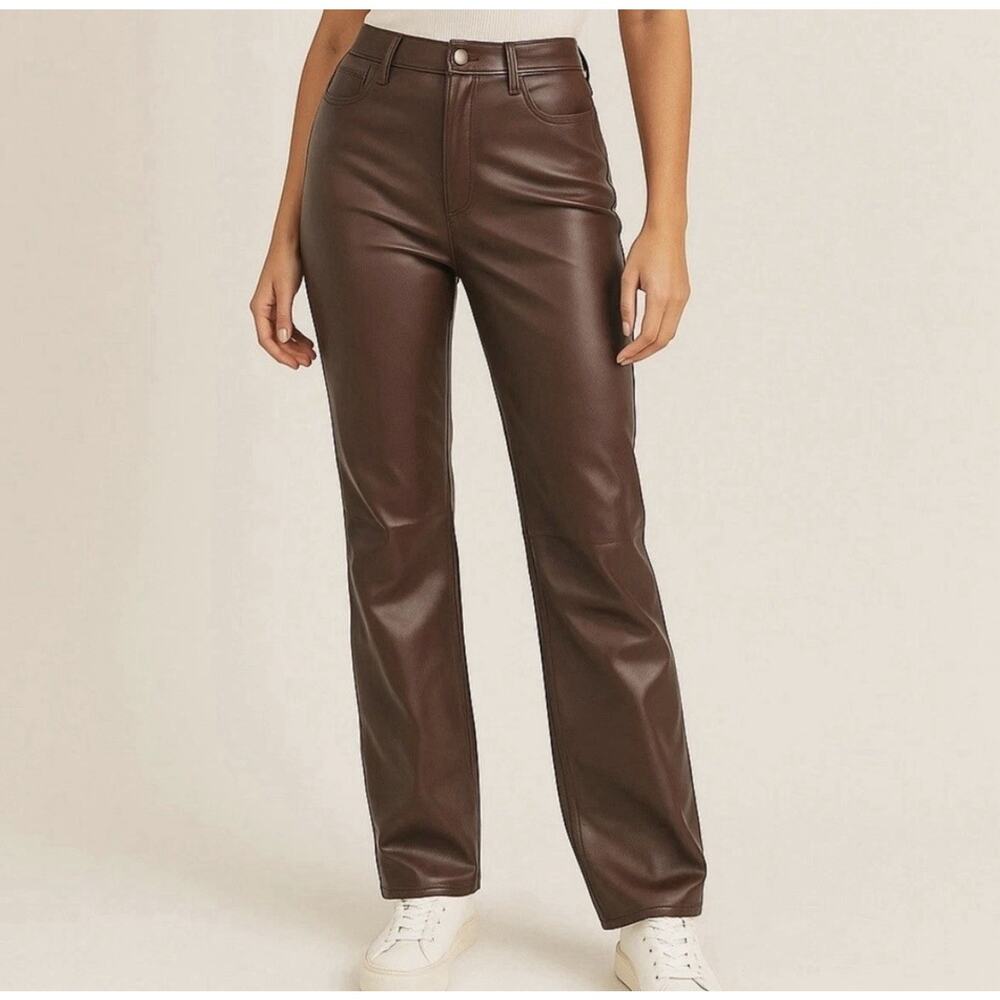 NWT Abercrombie & Fitch The 90’s Ultra High Rise Brown Vegan Leather Pants 2/26